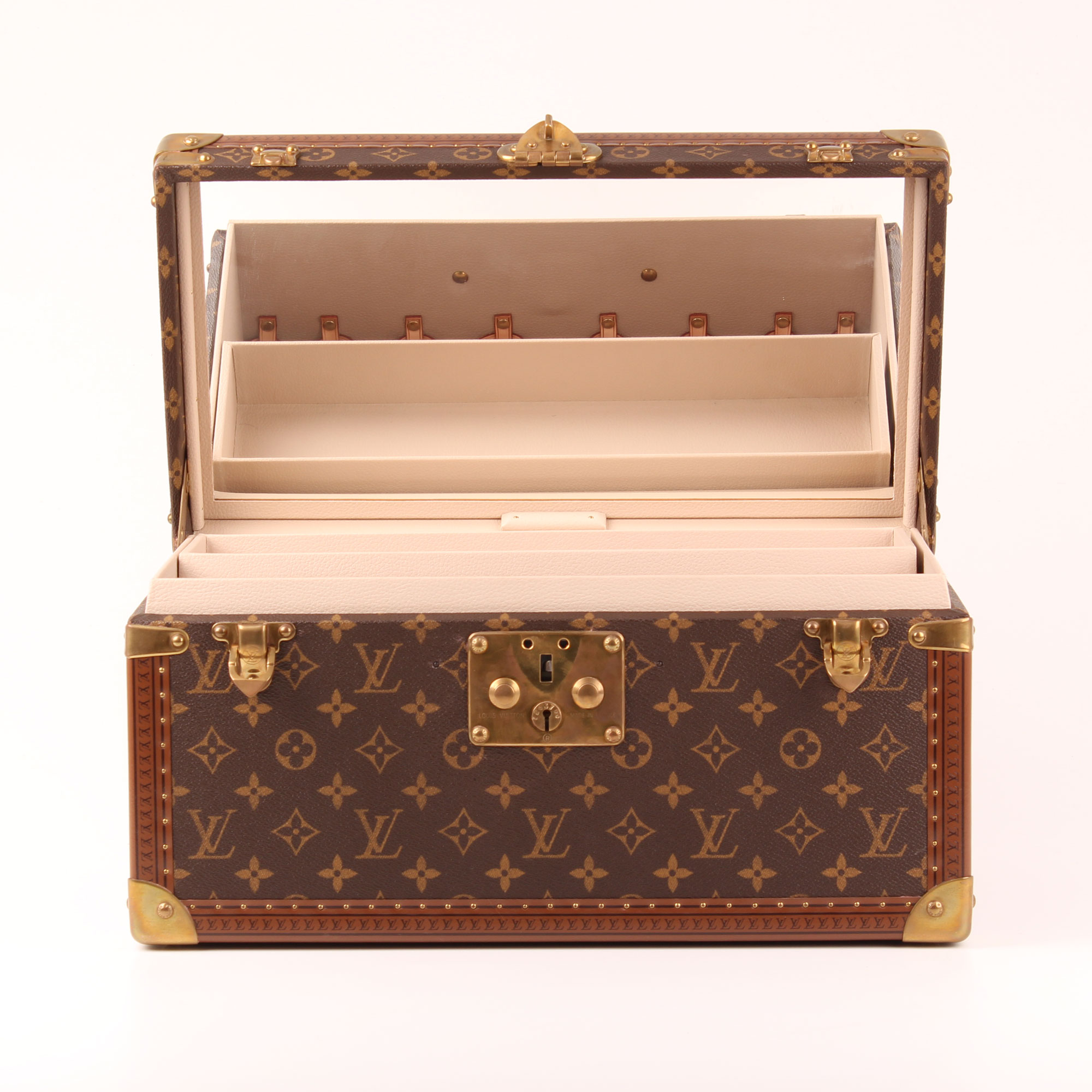 Vintage Louis Vuitton Vanity Case Greece, SAVE 45