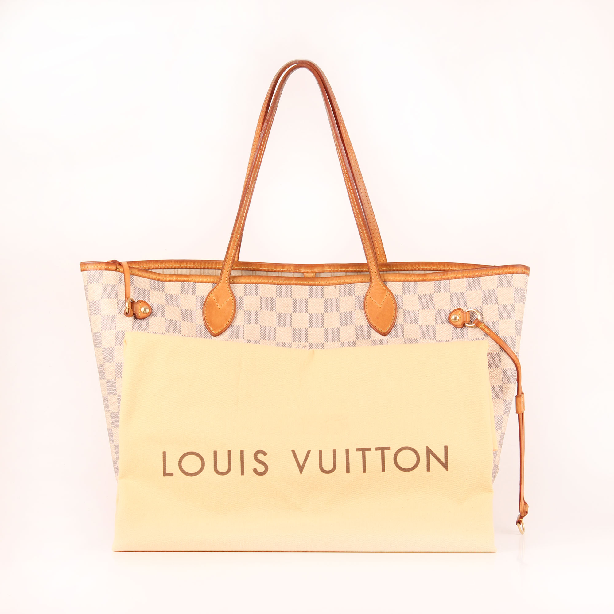Lusori - Bolso pequeño Louis Vuitton 😍 Informes por mensaje