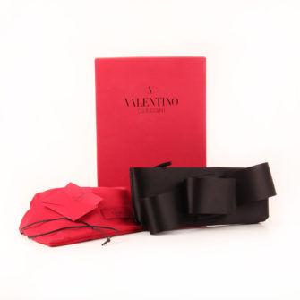 Dustbag image of valentino clutch bag loop