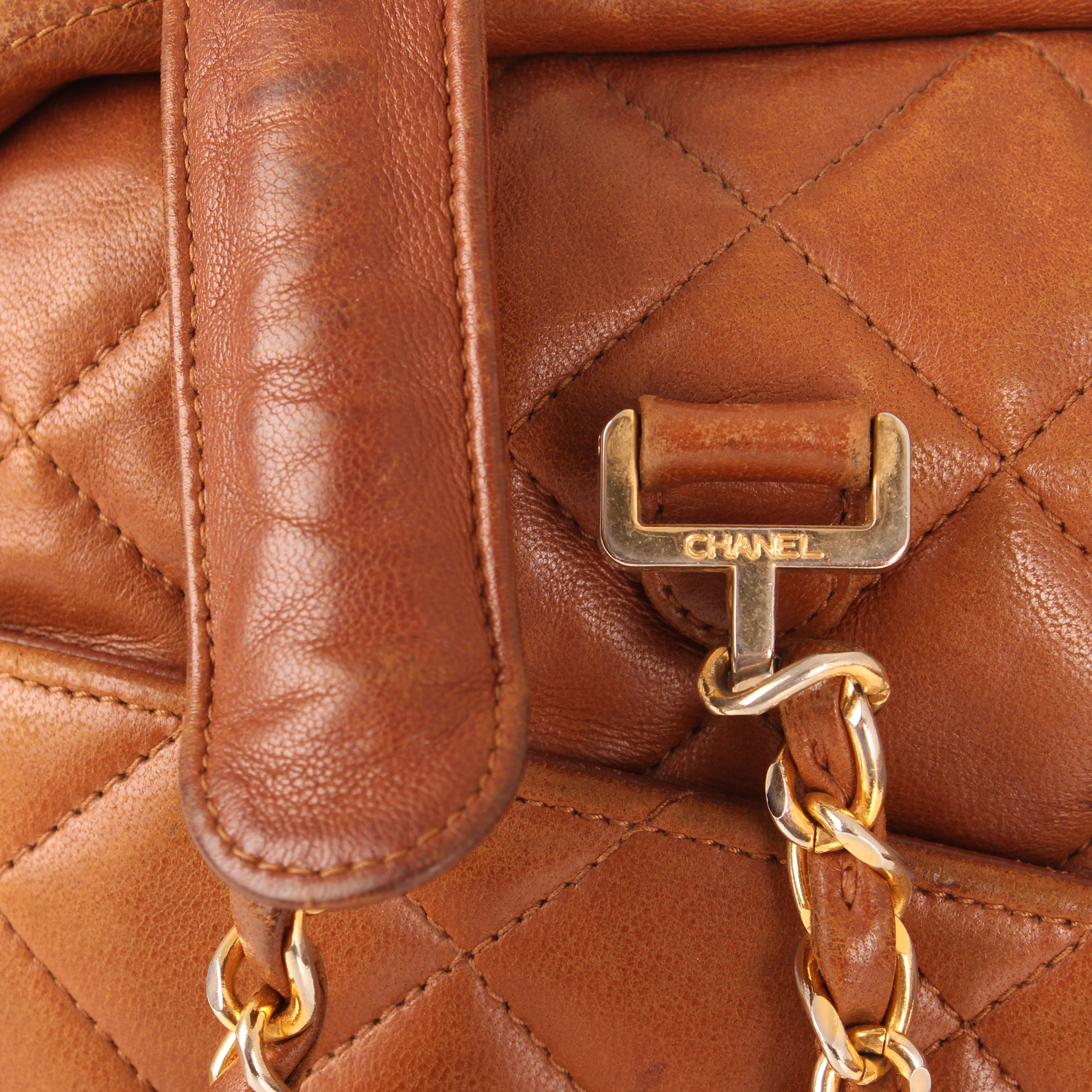 negativ Titicacasøen tro på Chanel Camera Shoulder Bag Large Vintage Camel I CBL Bags