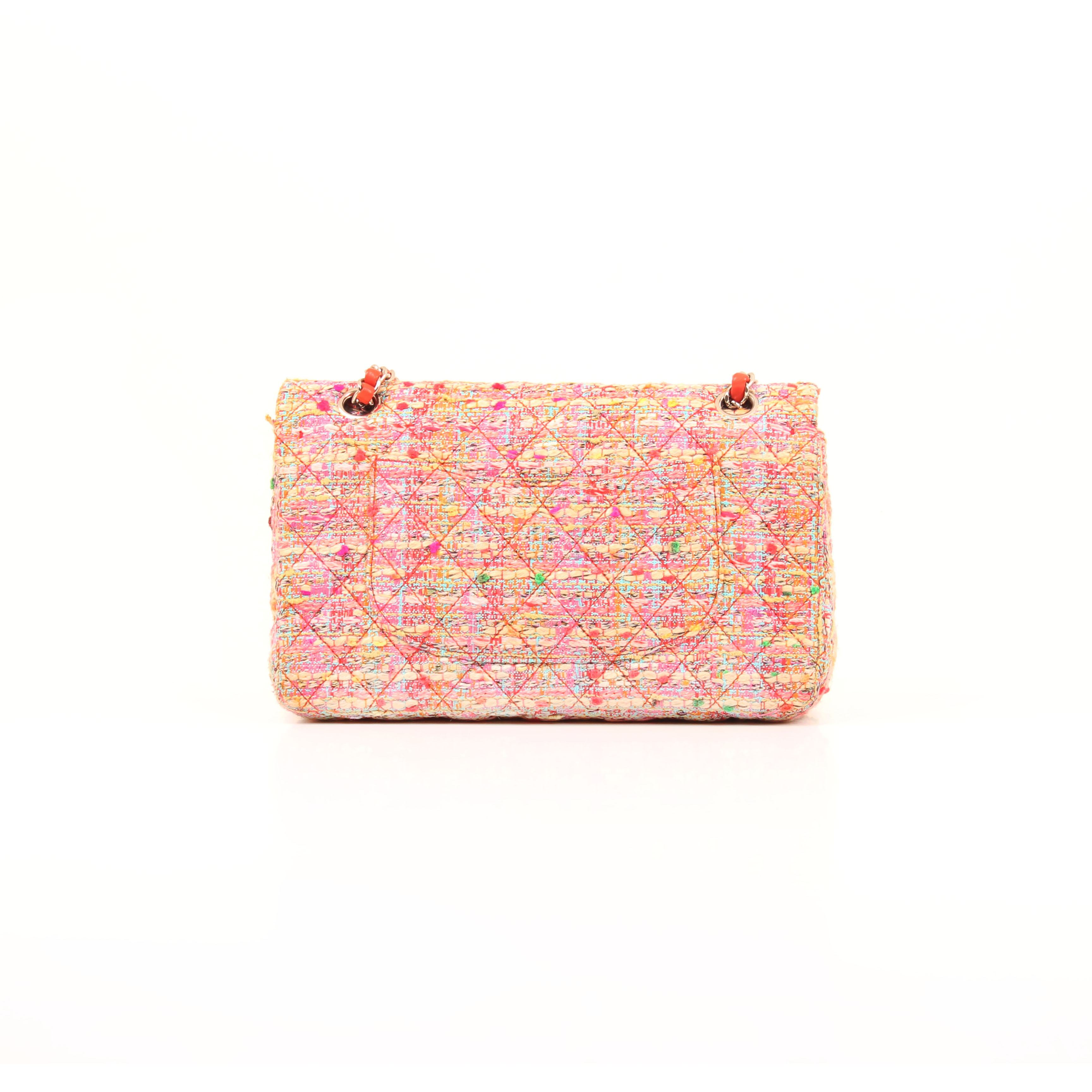 Imagen trasera del bolso chanel timeless double flap en tweed rosa multicolor fluor
